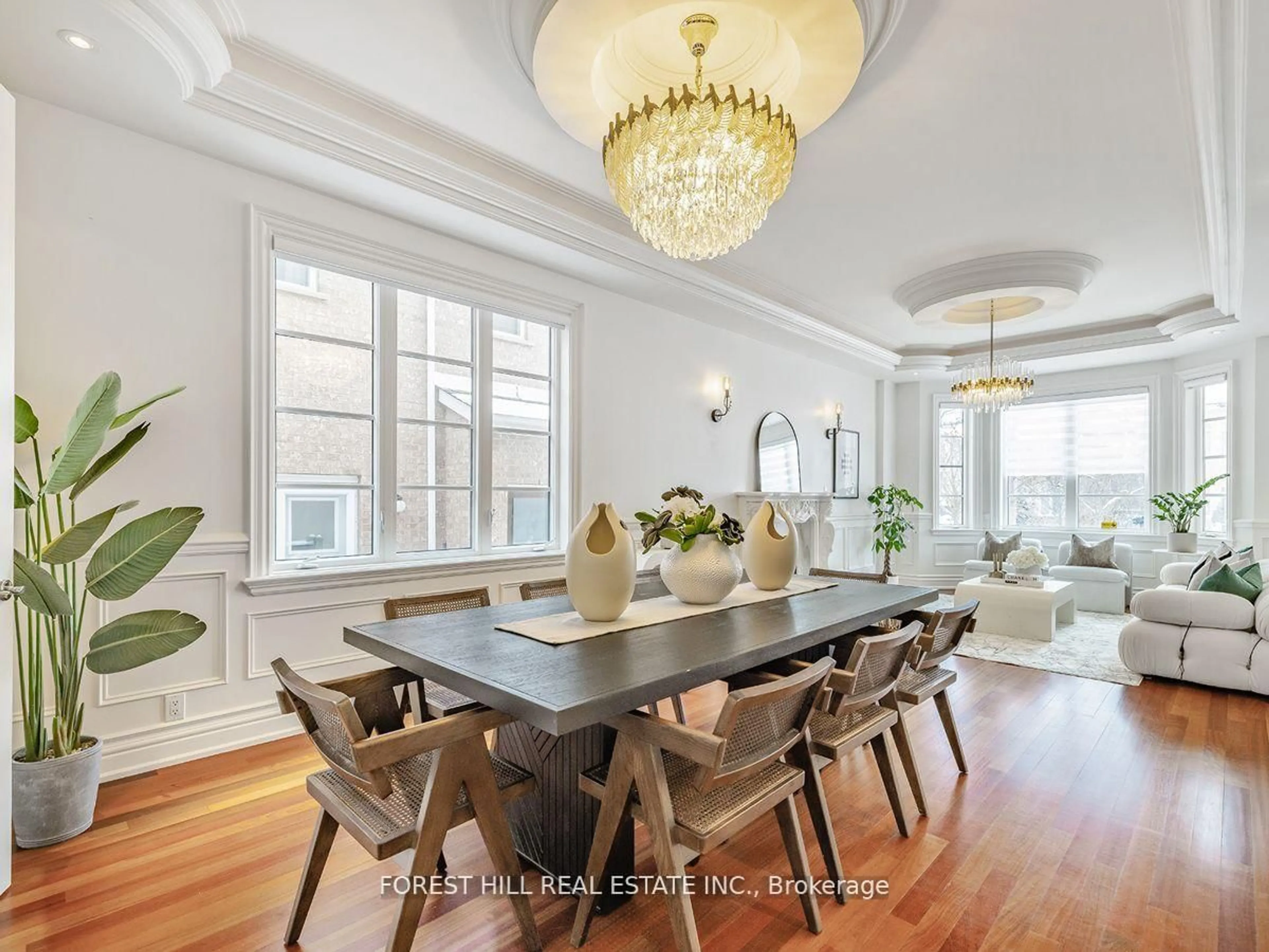 Dining room, wood/laminate floor for 130 Mckee Ave, Toronto Ontario M2N 4C4