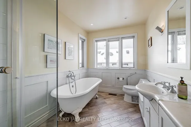Additional property image - 32 Bradgate Rd