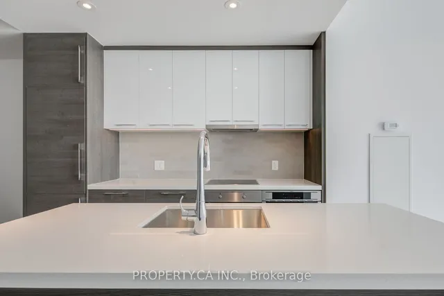 Additional property image - 488 University Ave Unit 2708