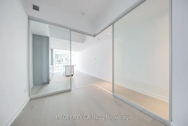 Additional property image - 488 University Ave Unit 2708