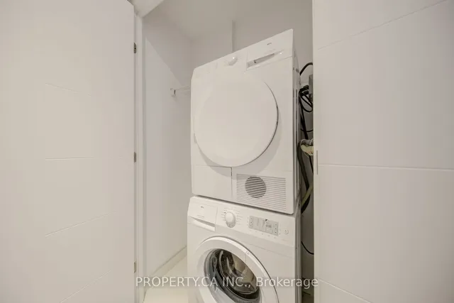 Additional property image - 488 University Ave Unit 2708