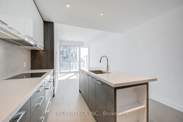 Additional property image - 488 University Ave Unit 2708