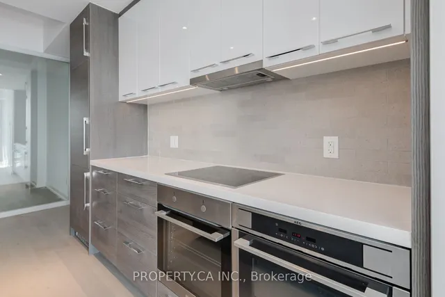 Additional property image - 488 University Ave Unit 2708