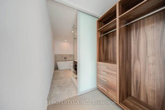 Additional property image - 488 University Ave Unit 2708