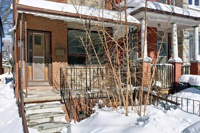 Additional property image - 734 Adelaide St
