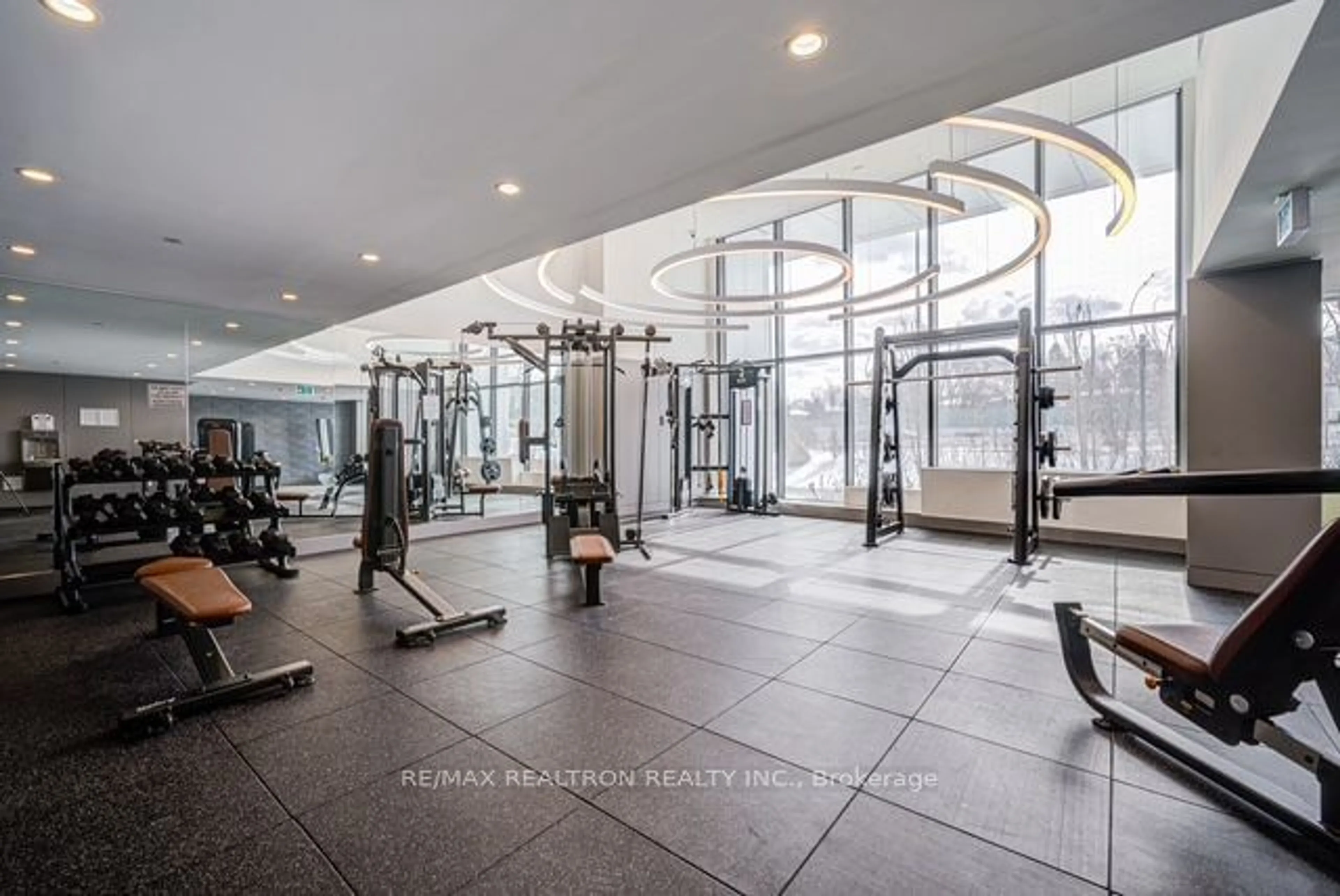 Gym or fitness room for 25 Mcmahon Dr #711, Toronto Ontario M2K 0J1