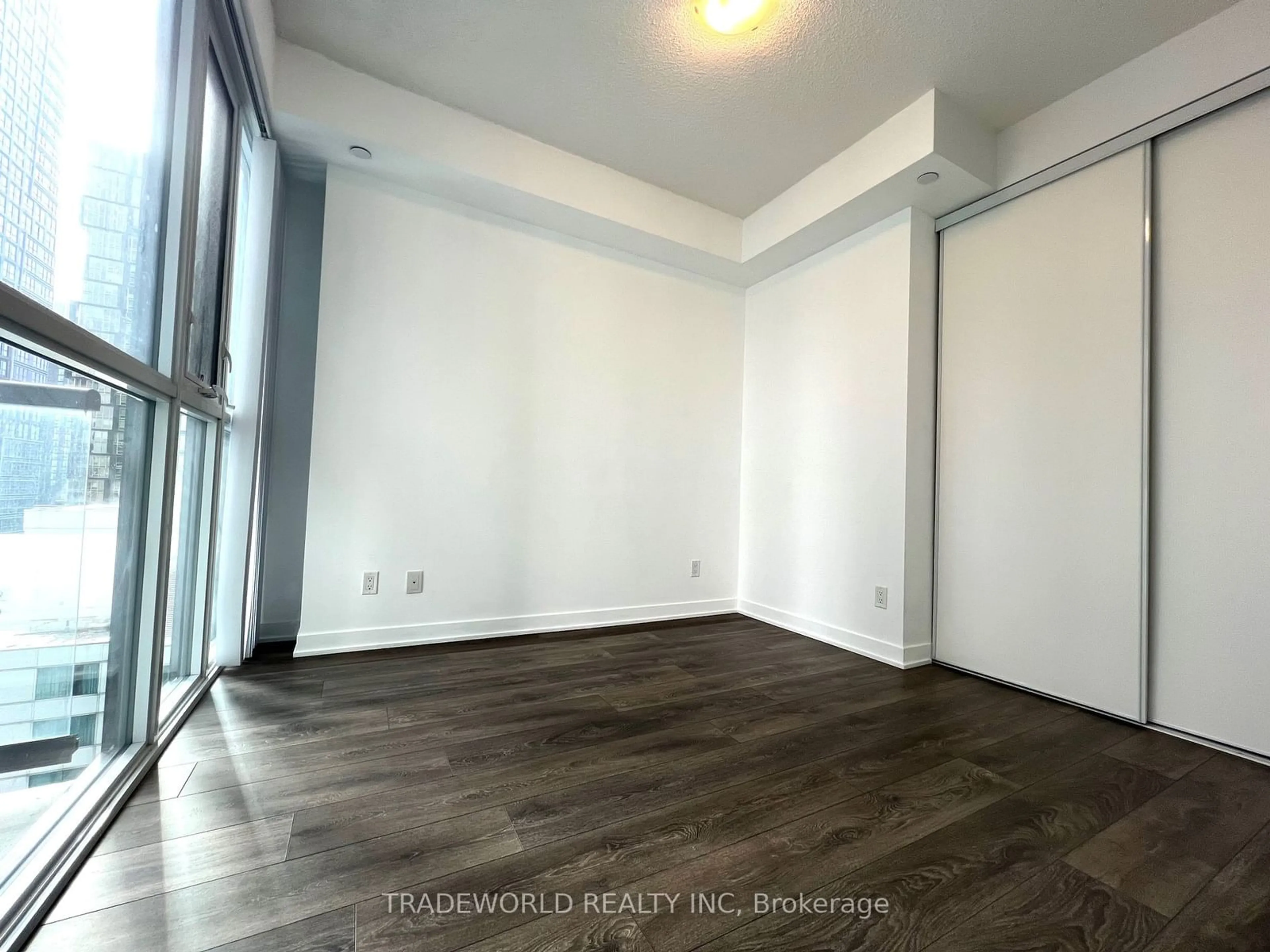 A pic of a room for 87 Peter St #2512, Toronto Ontario M5V 0P1