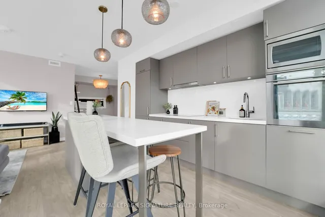 Additional property image - 27 Bathurst St Unit 406
