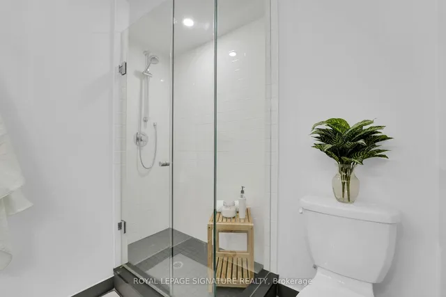 Additional property image - 27 Bathurst St Unit 406