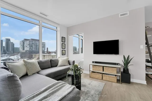 Additional property image - 27 Bathurst St Unit 406