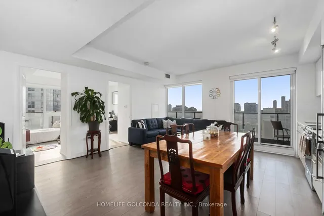 Additional property image - 251 jarvis St Unit 1616
