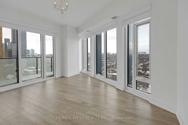 Additional property image - 575 Bloor St Unit 2102