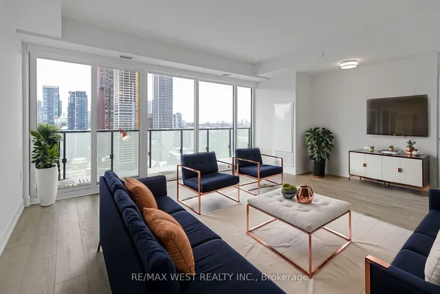 Additional property image - 575 Bloor St Unit 2102