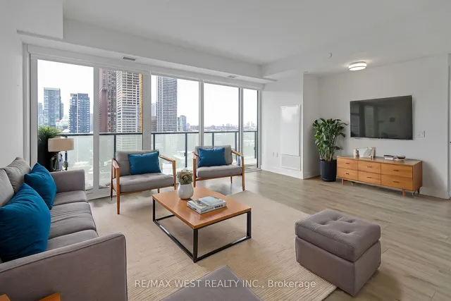 Additional property image - 575 Bloor St Unit 2102