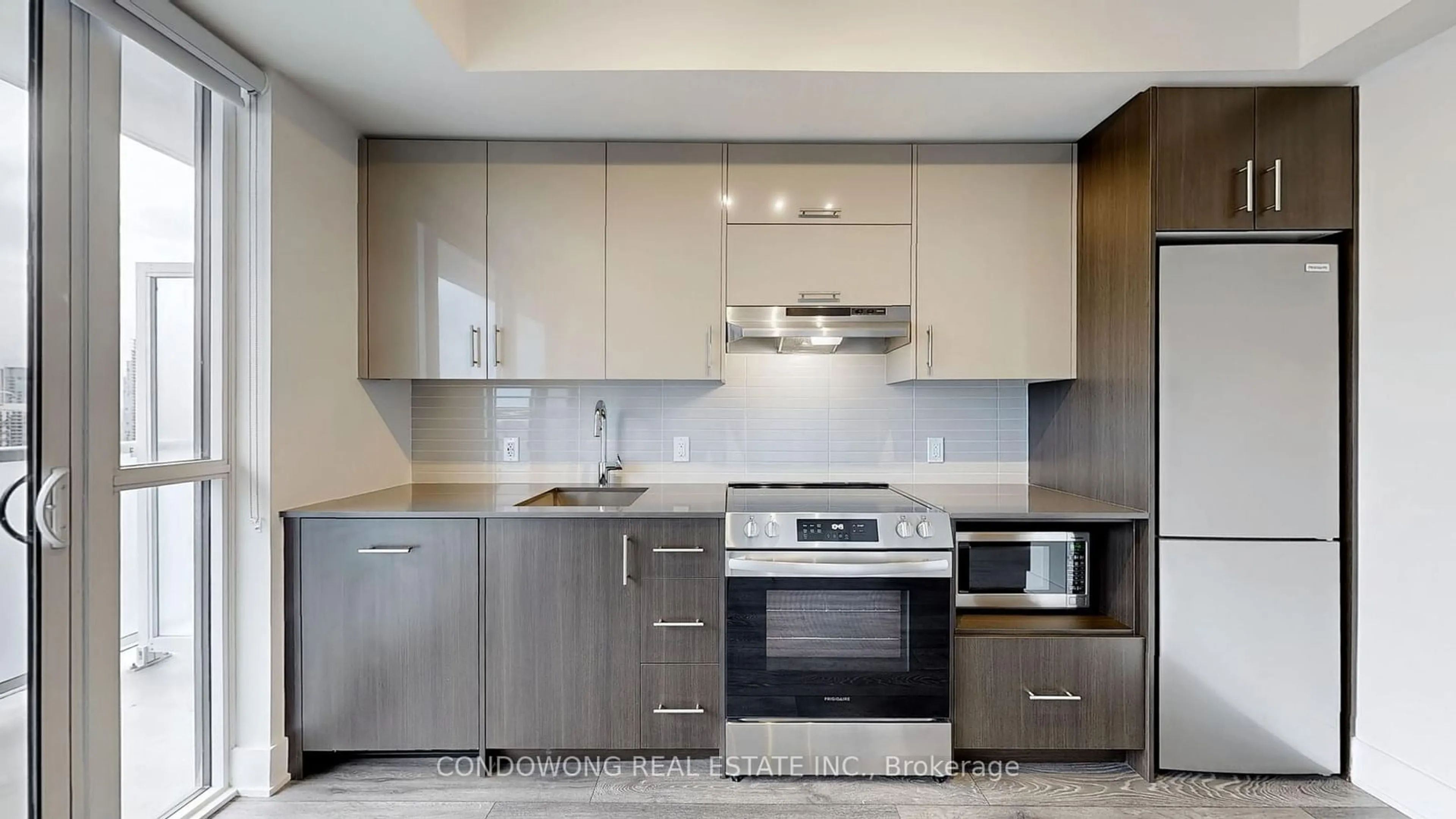 Standard kitchen, unknown for 188 Fairview Mall Dr #1812, Toronto Ontario M2J 0H7