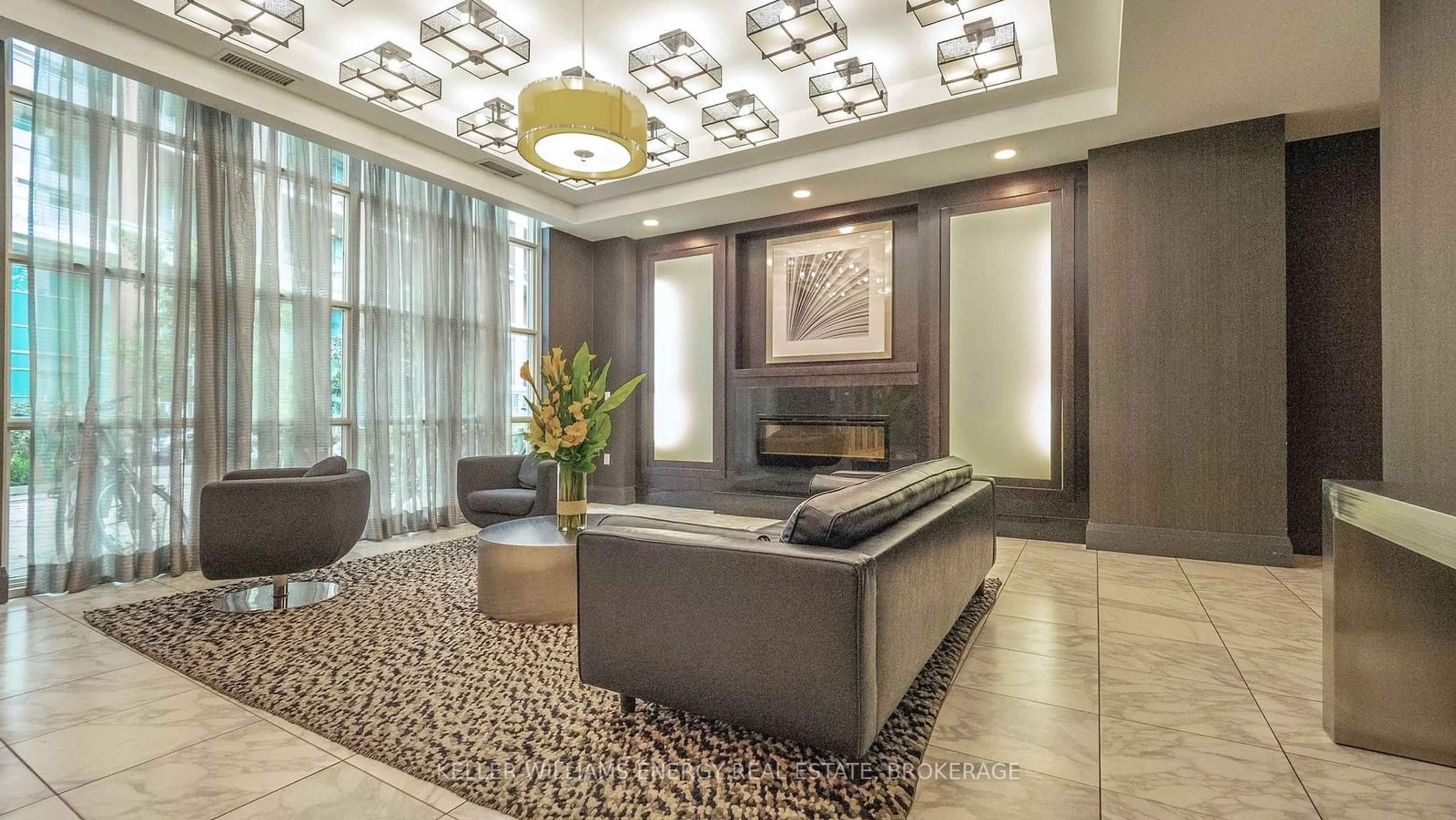 Lobby for 125 Western Battery Rd #2302, Toronto Ontario M6K 3R8