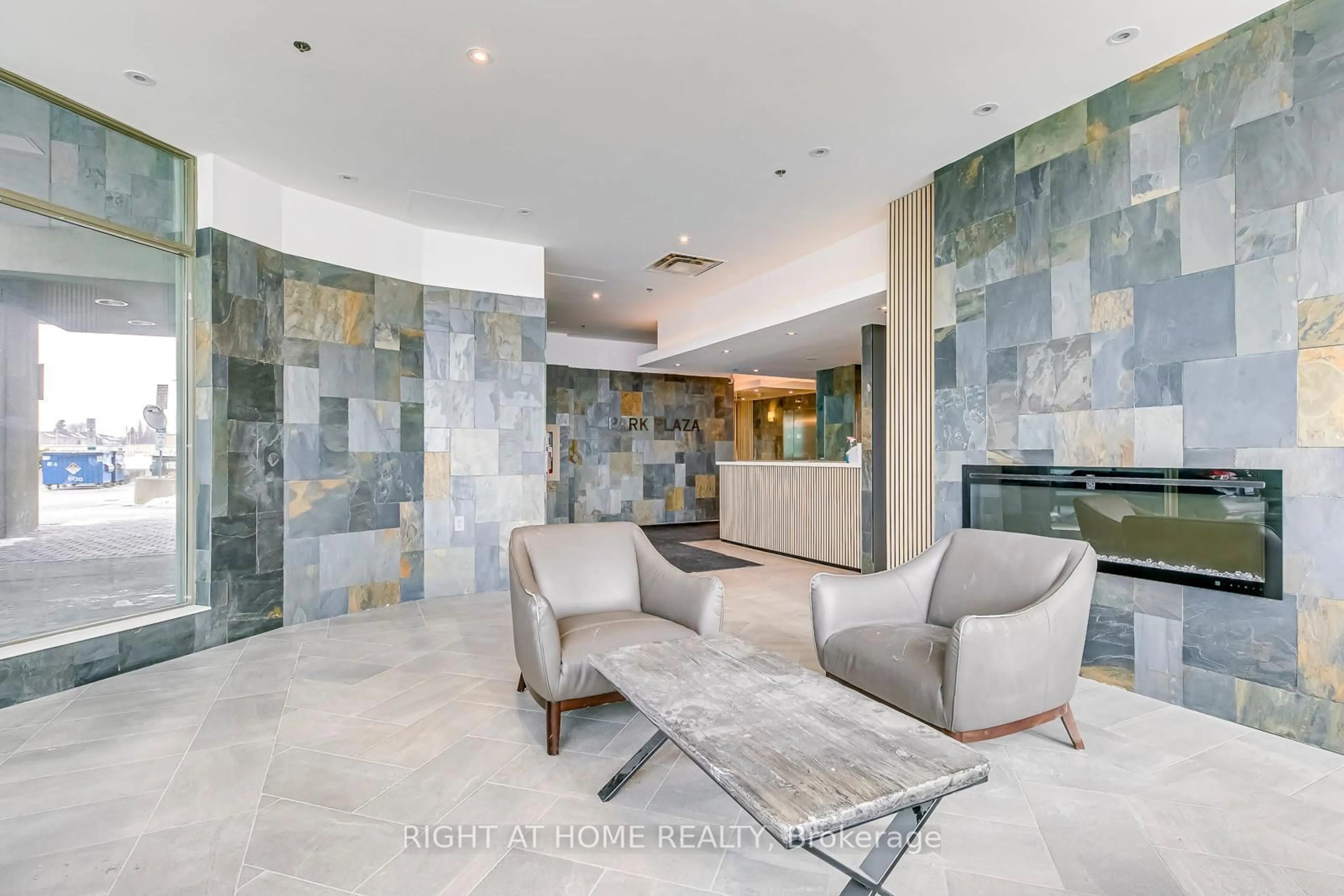 Lobby for 1030 Sheppard Ave #602, Toronto Ontario M3H 6C1