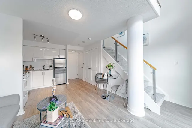 Additional property image - 2035 Sheppard Ave Unit 125