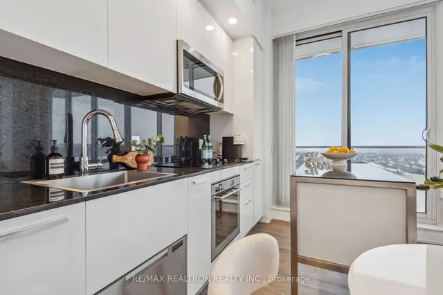 Additional property image - 75 Canterbury Pl Unit PH501