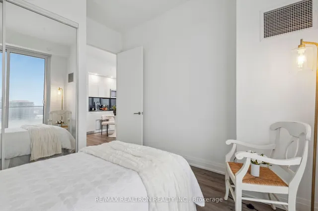 Additional property image - 75 Canterbury Pl Unit PH501