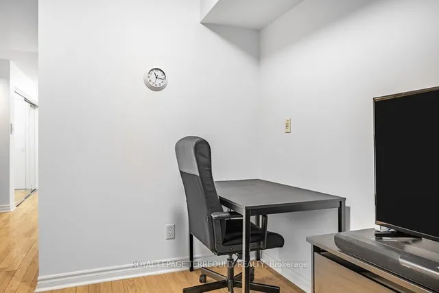 Additional property image - 270 Wellington St Unit 622