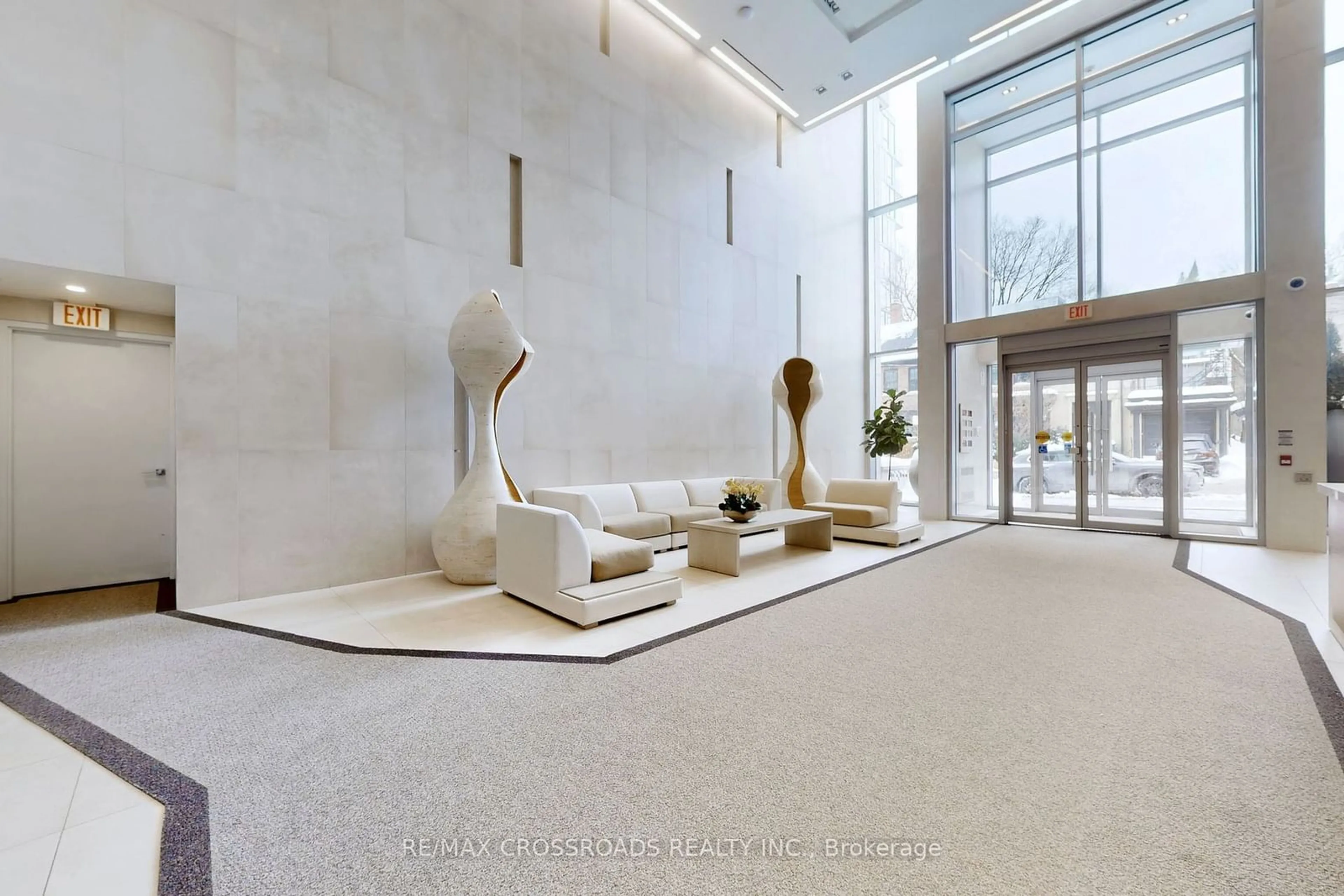 Lobby for 170 Avenue Rd #306, Toronto Ontario M5R 0A4