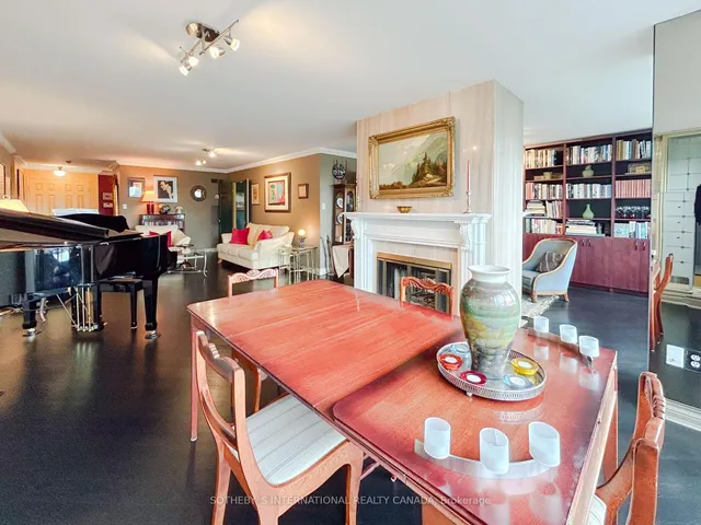 Additional property image - 130 Carlton St Unit 906