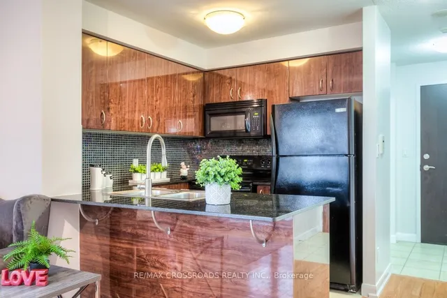Additional property image - 5791 Yonge St Unit 907