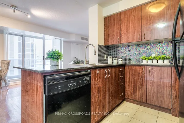 Additional property image - 5791 Yonge St Unit 907