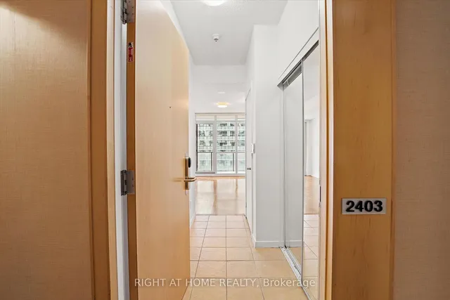 Additional image 19 of 65 Bremner Blvd Unit 2403