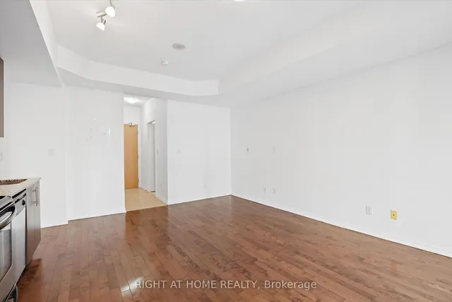 Additional image 13 of 65 Bremner Blvd Unit 2403