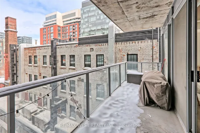 Additional property image - 650 King St Unit 409