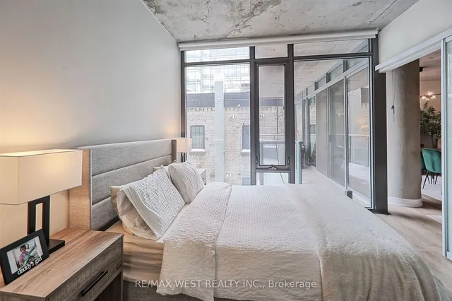 Additional property image - 650 King St Unit 409