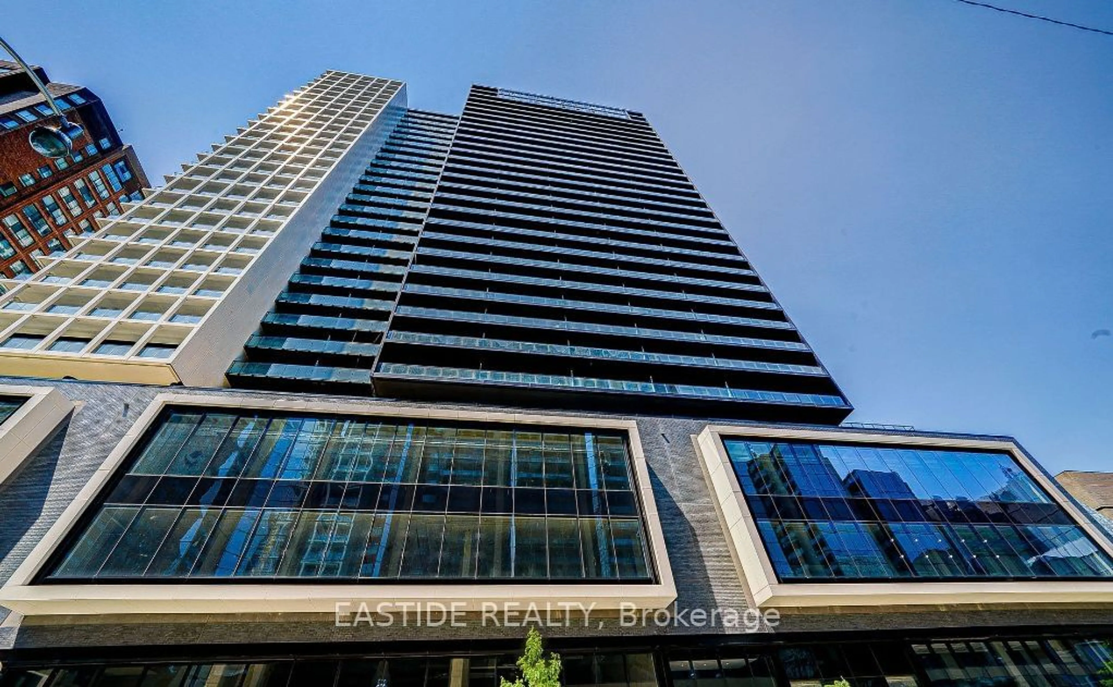 Indoor foyer for 20 Edward St #2302, Toronto Ontario M5G 0C5