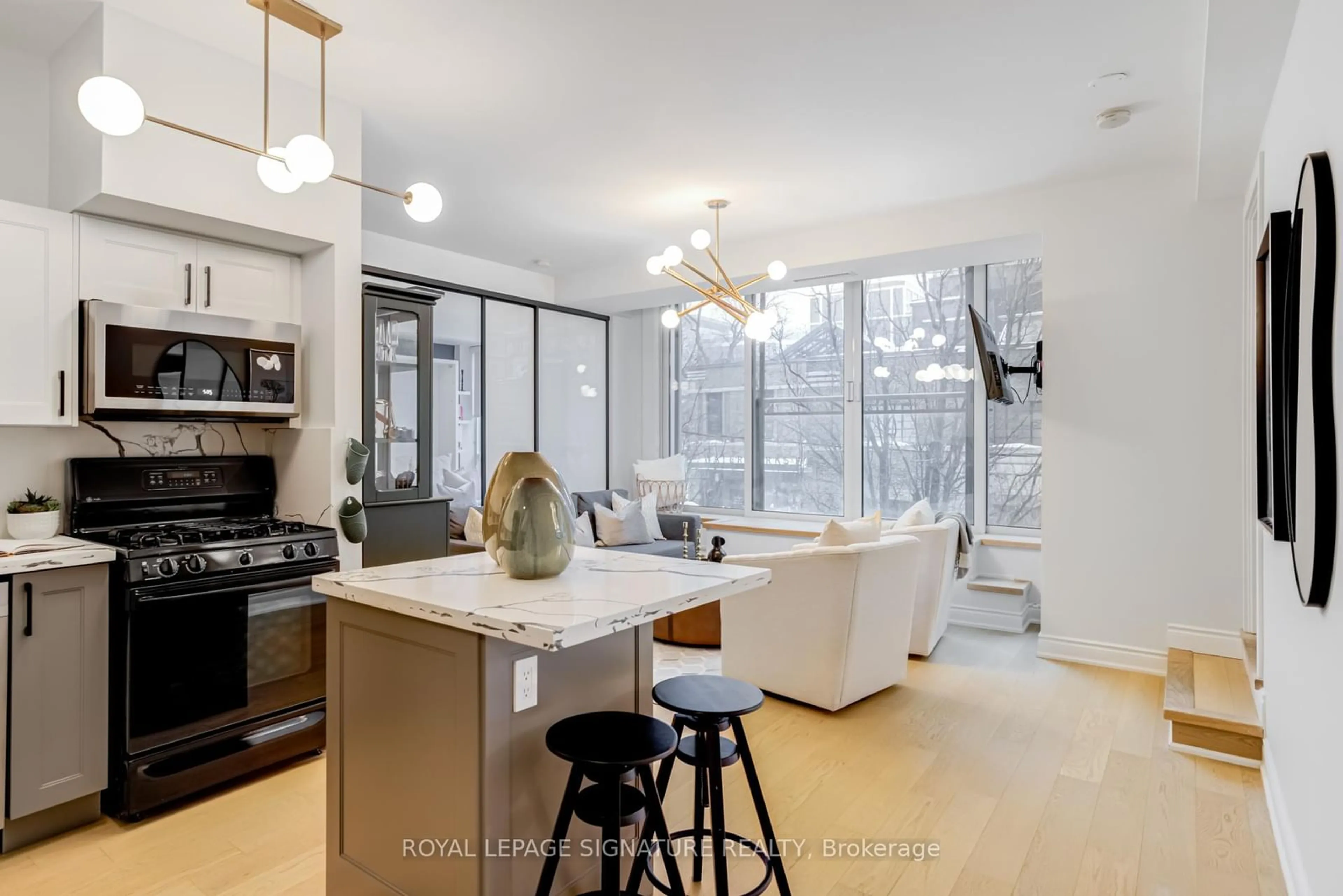 Open concept kitchen, unknown for 50 Camden St #303, Toronto Ontario M5V 3N1