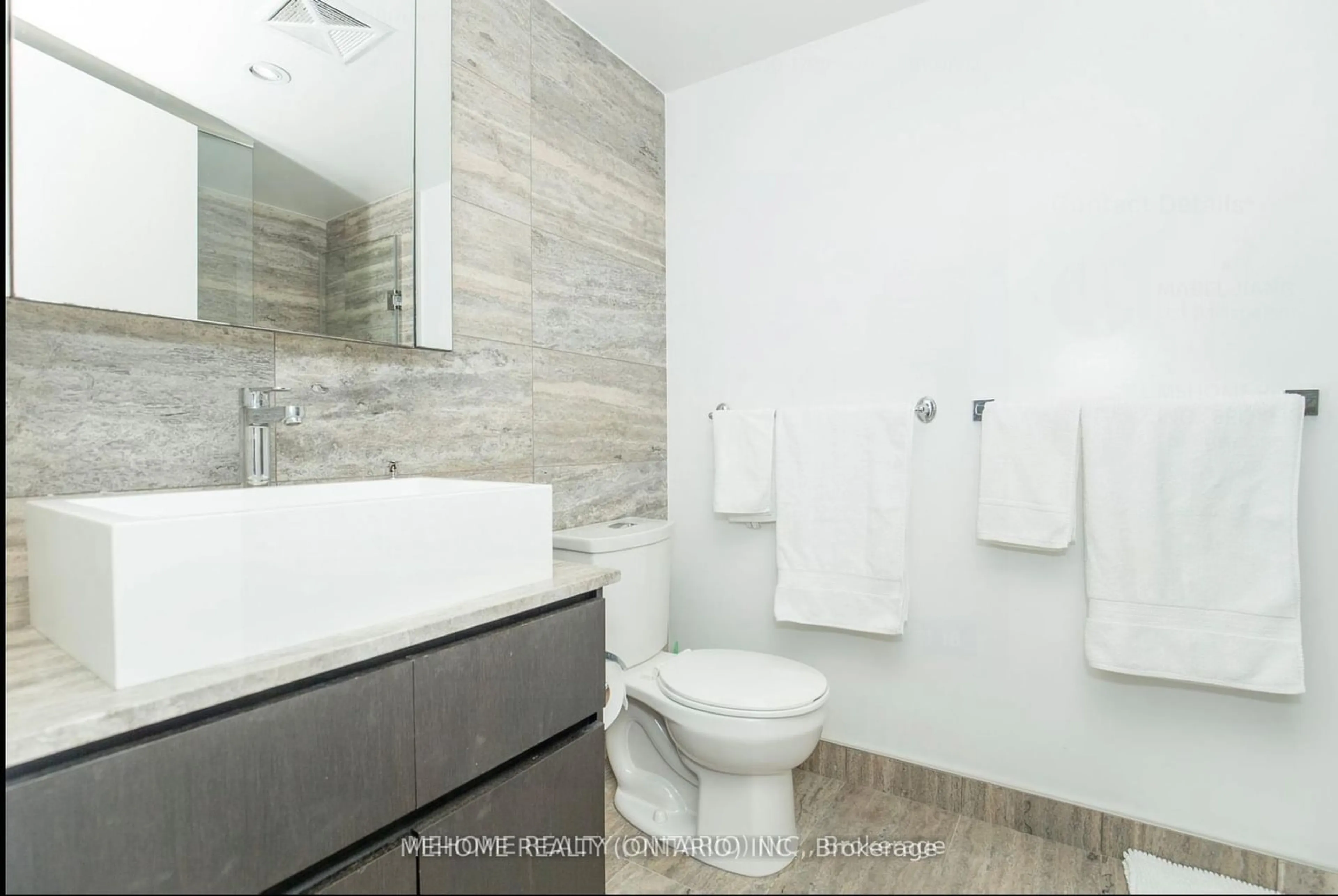 Standard bathroom, ceramic/tile floor for 26 Capreol Crt #G17, Toronto Ontario M5V 4A3