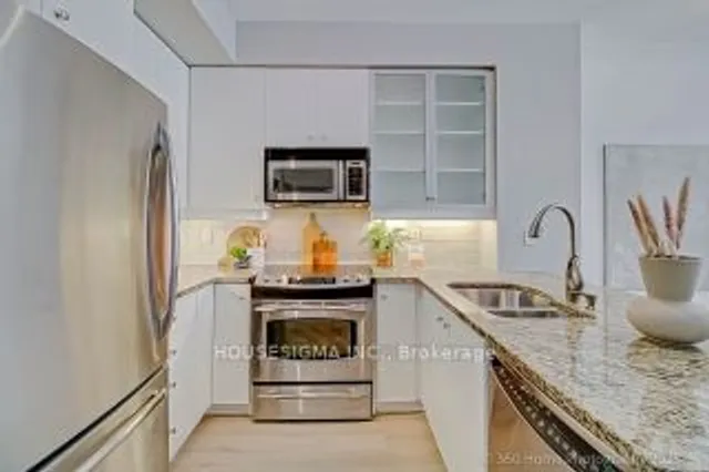 Additional property image - 438 King St Unit 512