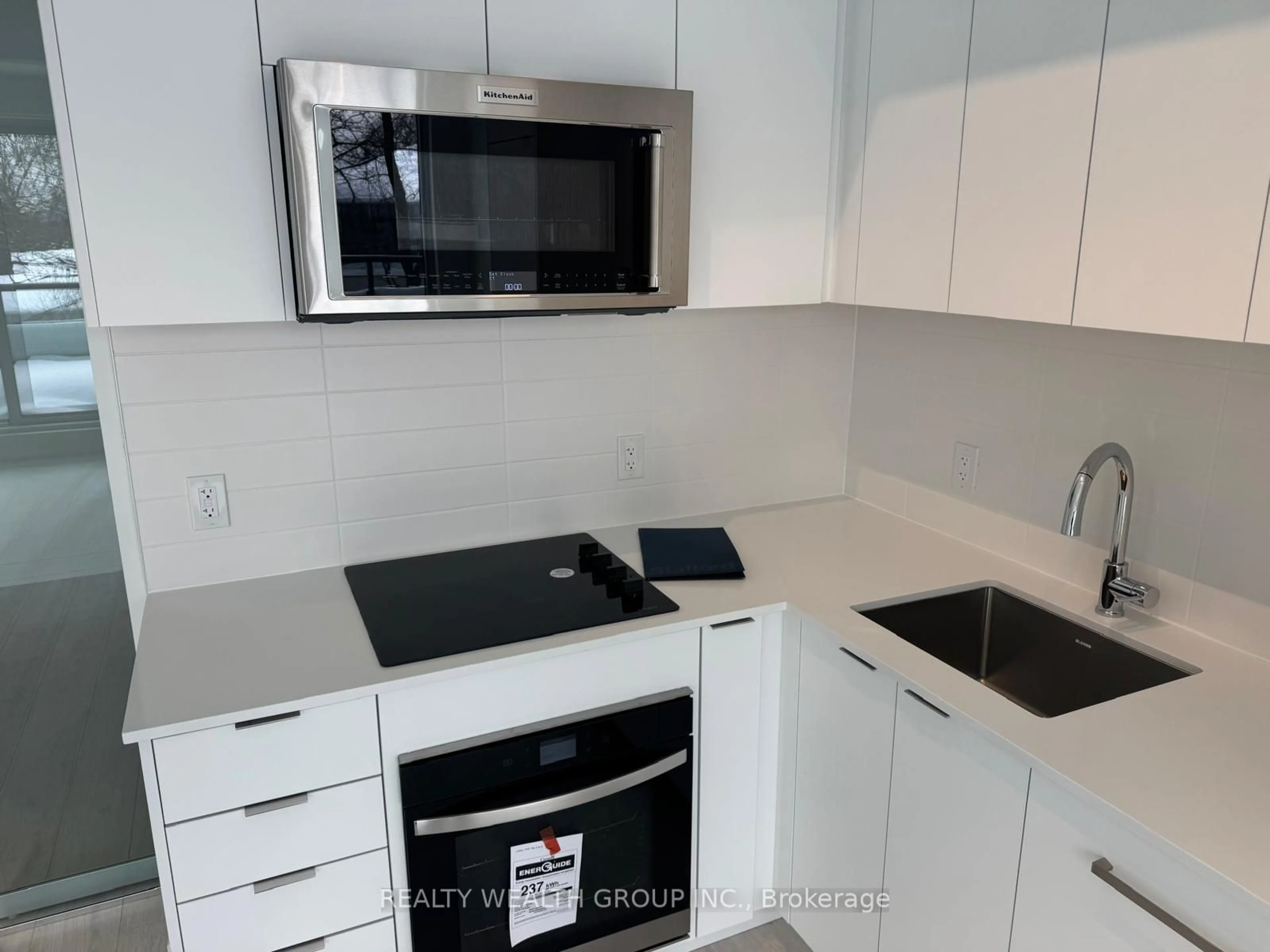 Standard kitchen, unknown for 181 Sheppard Ave #218, Toronto Ontario M2N 3A6