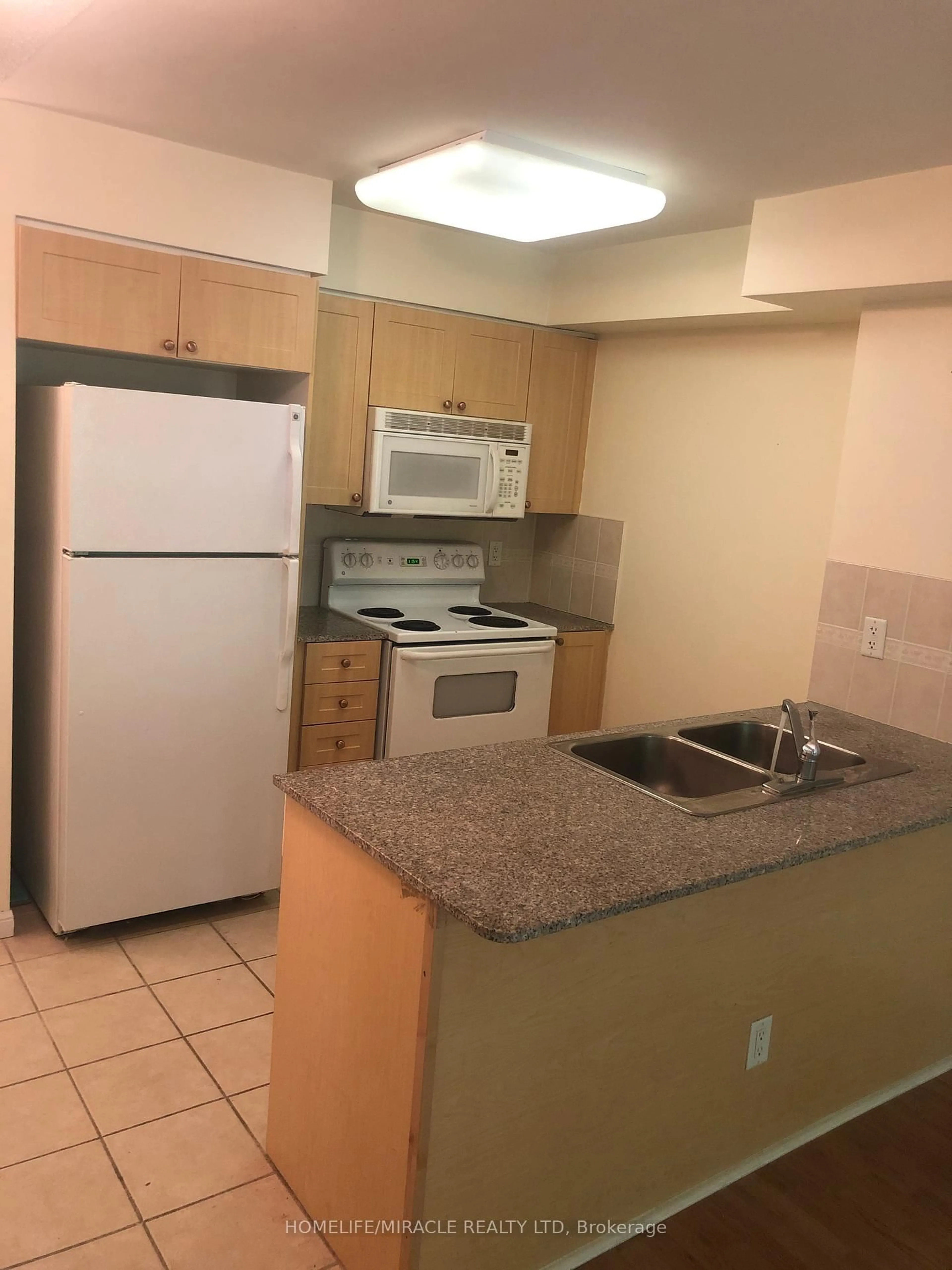 Standard kitchen, unknown for 5940 yonge St #211, Toronto Ontario M2M 4M6