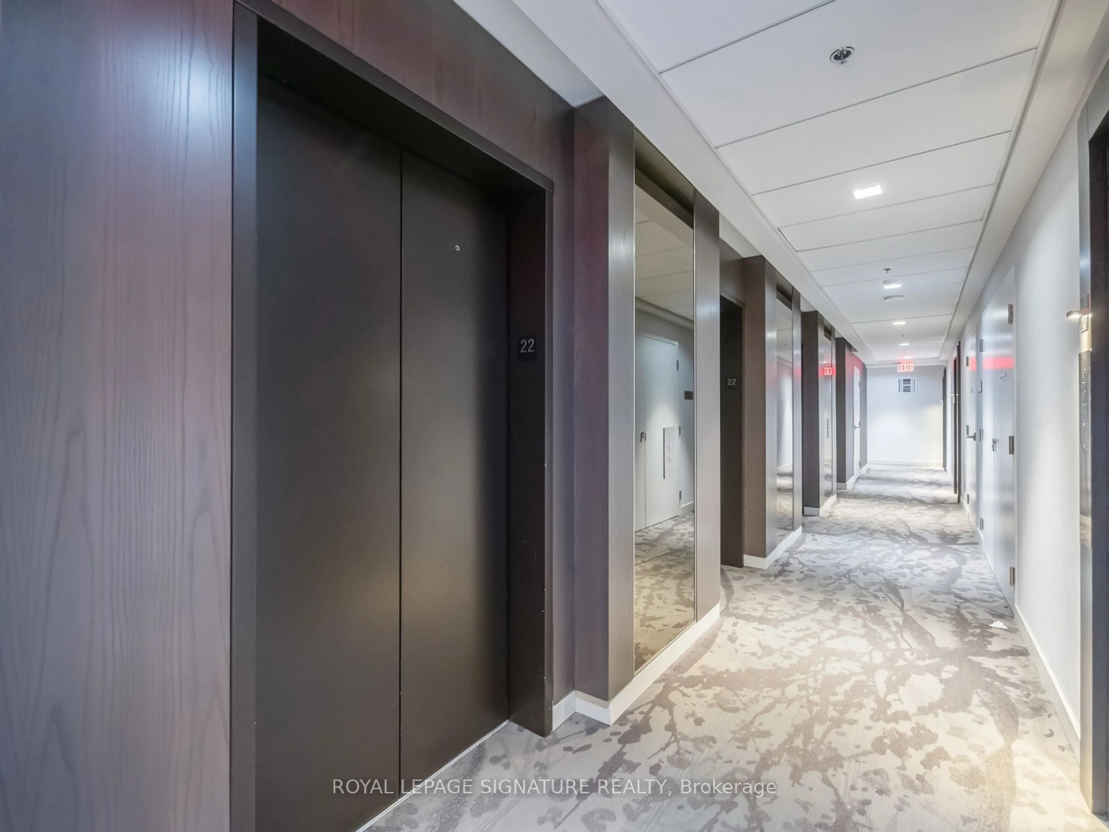 Indoor foyer for 88 Scott St #2210, Toronto Ontario M5E 0A9