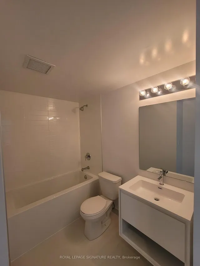 Additional property image - 159 Wellesley St Unit 1011