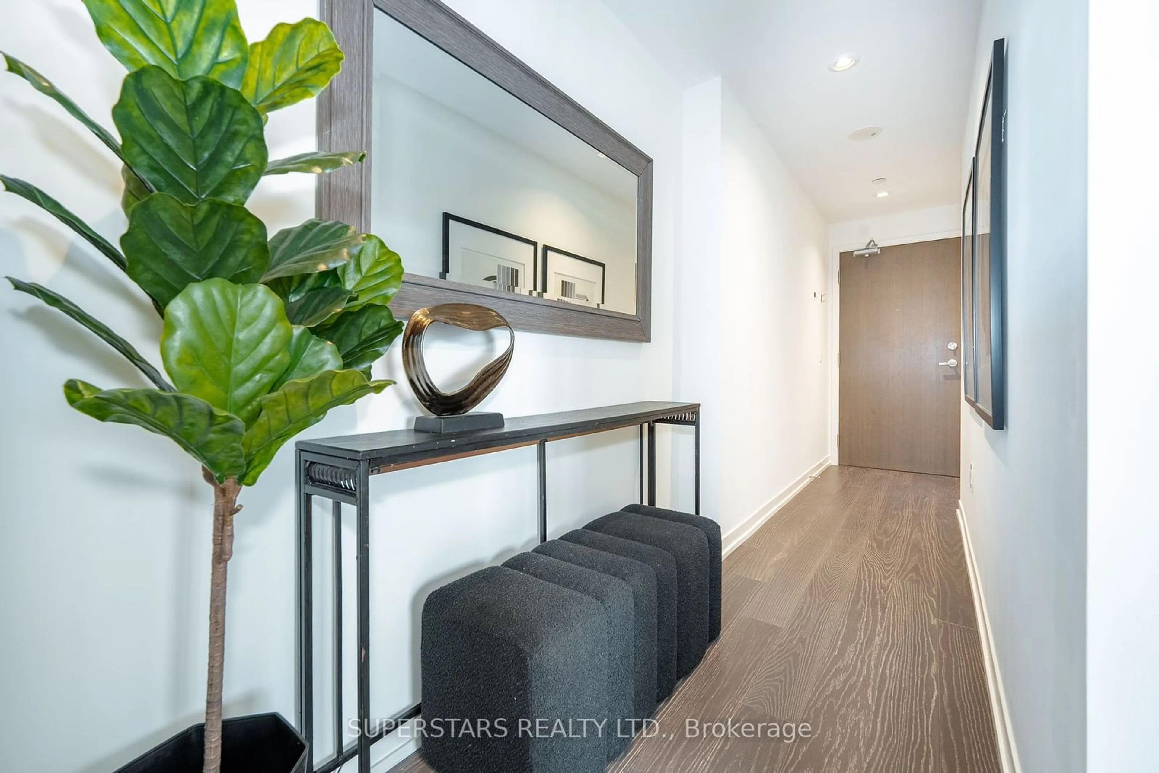 Indoor entryway for 15 Lower Jarvis St #1212, Toronto Ontario M5E 0C4