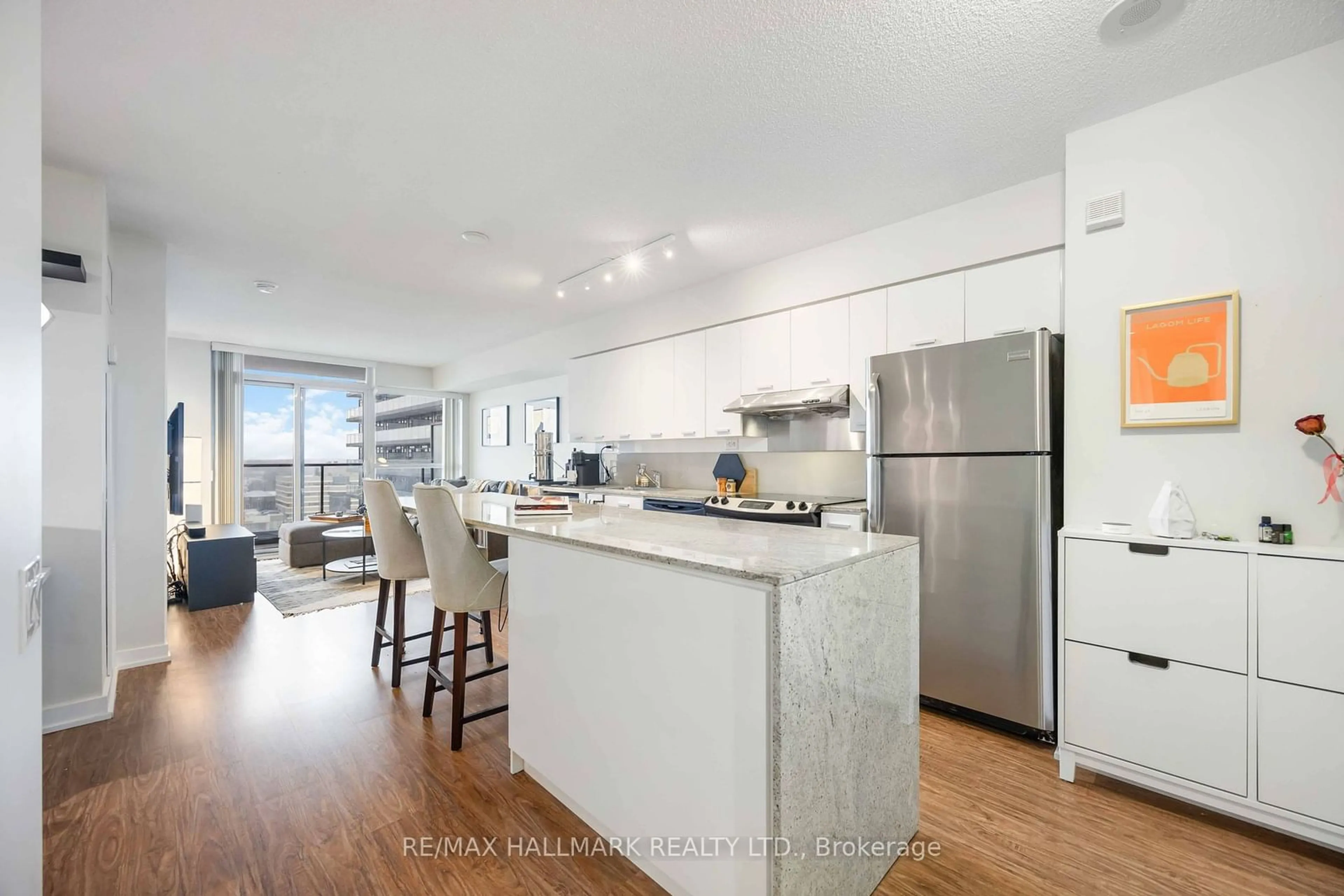 Open concept kitchen, unknown for 29 Singer Crt #908, Toronto Ontario M2K 0B3