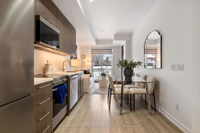 Additional property image - 264 Finch Ave Unit 11