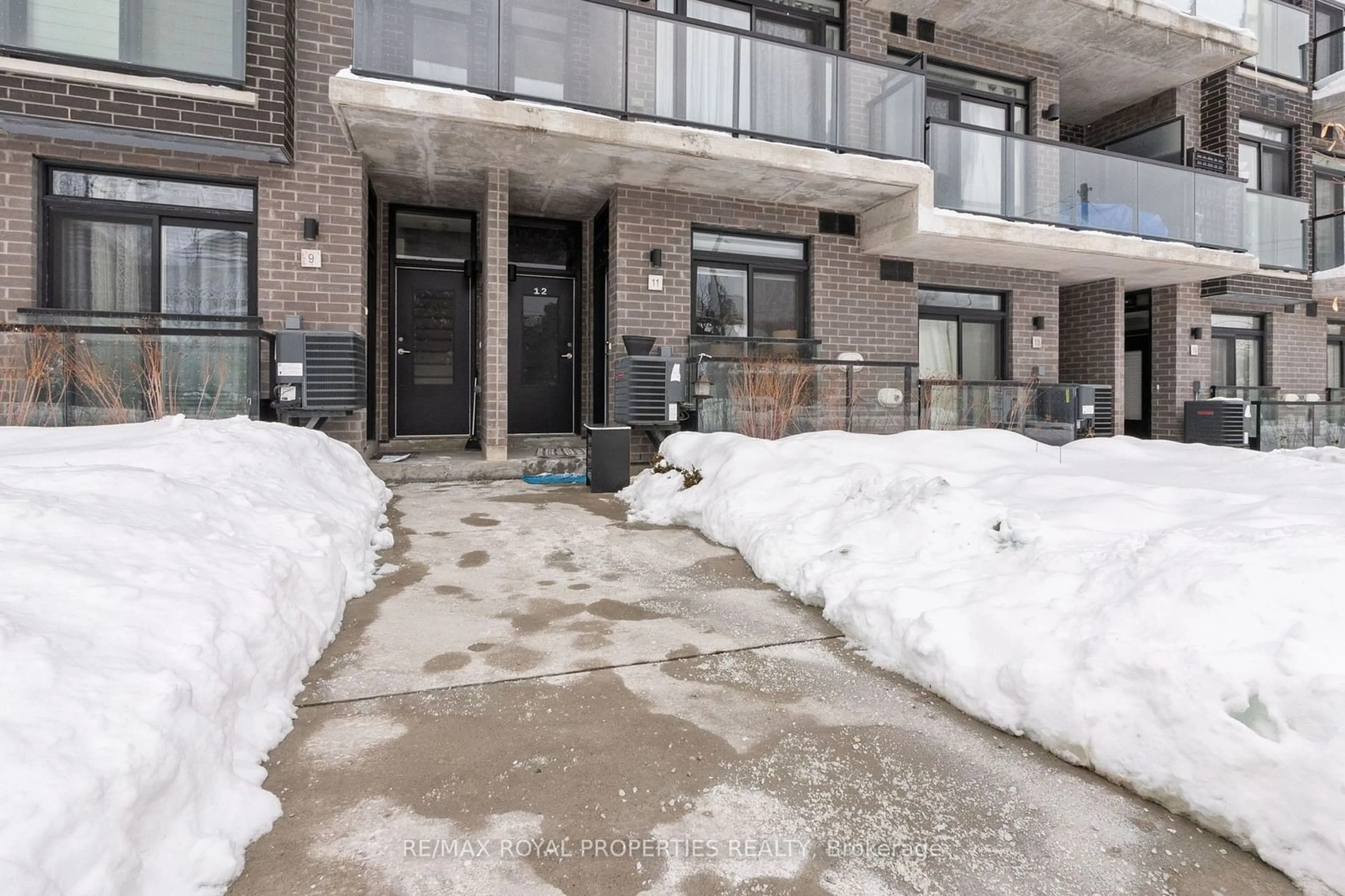 Patio, street for 264 Finch Ave #11, Toronto Ontario M2N 0L3