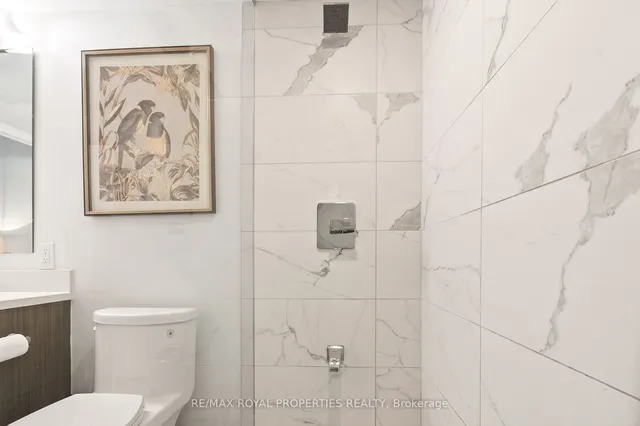 Additional property image - 264 Finch Ave Unit 11