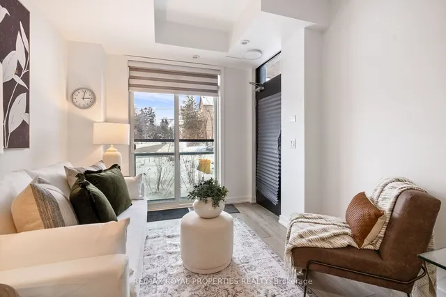 Additional property image - 264 Finch Ave Unit 11