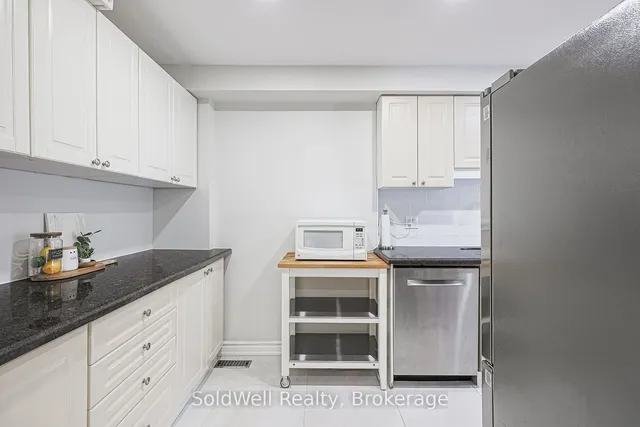 Additional property image - 62 Flaming Roseway