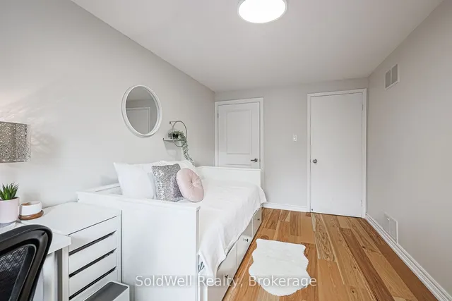 Additional property image - 62 Flaming Roseway