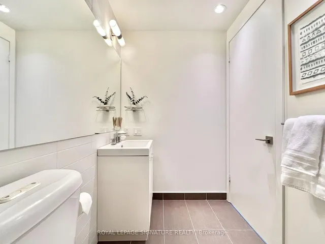 Additional property image - 130 Rusholme Rd Unit 507